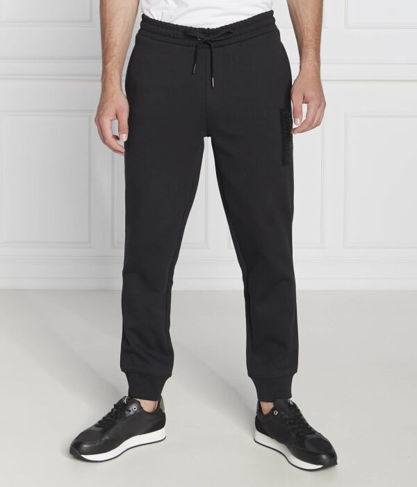 

Брюки Regular fit Armani Exchange, черный