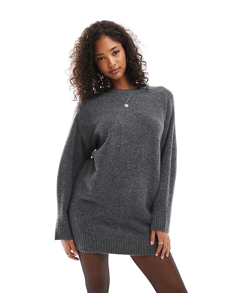 

Трикотажное мини-платье темно-серого цвета Pull&Bear