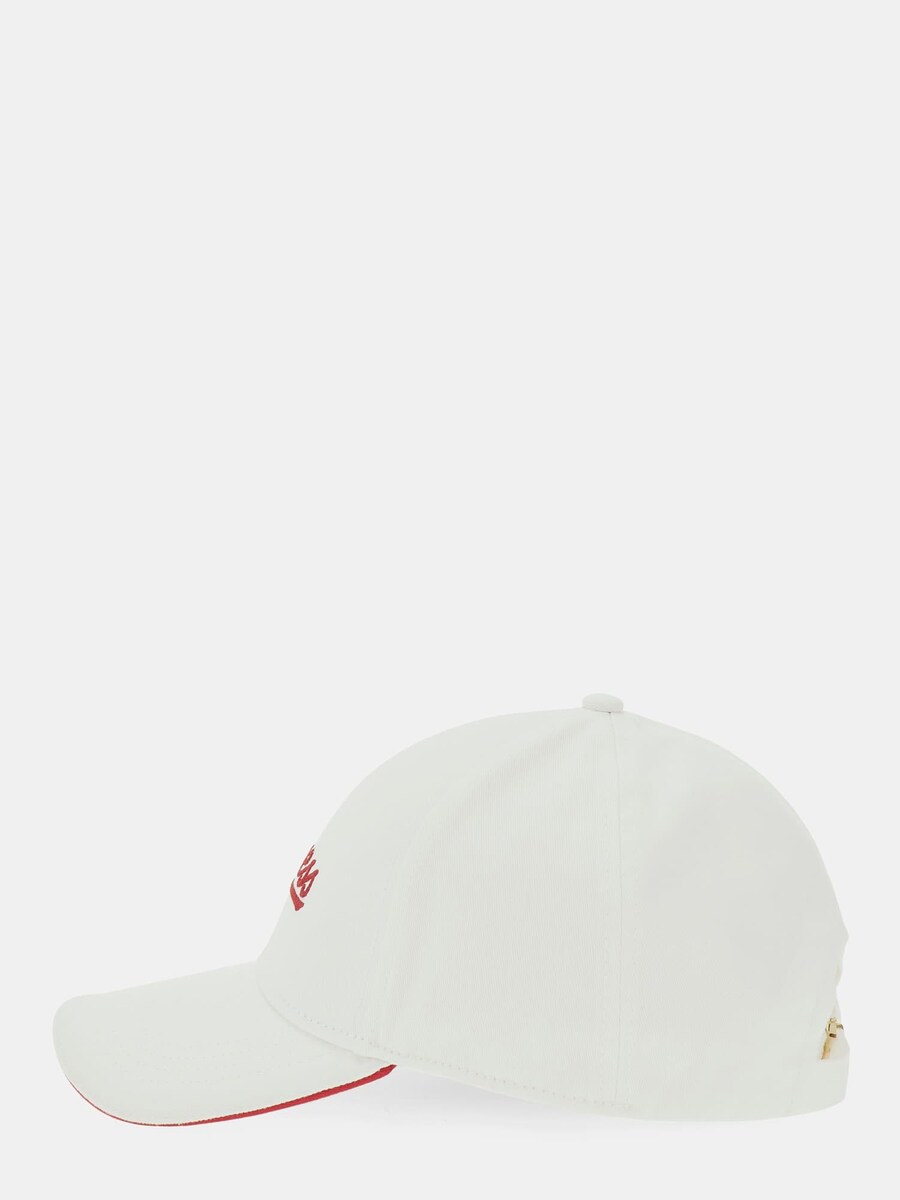 

Бейсболка GUESS, белый