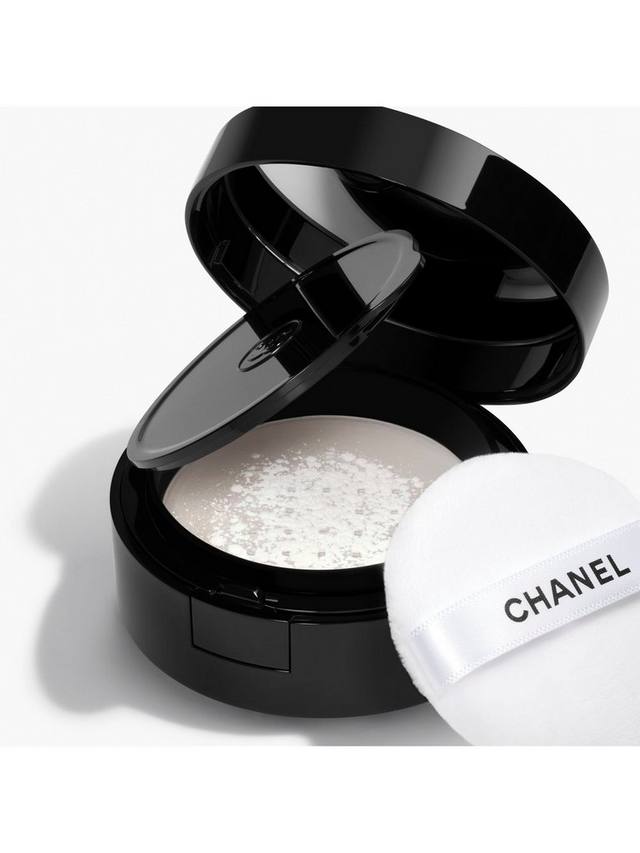 Пудра универсальная рассыпчатая Natural Finish в дорожном формате CHANEL, 10 Light — фото 2