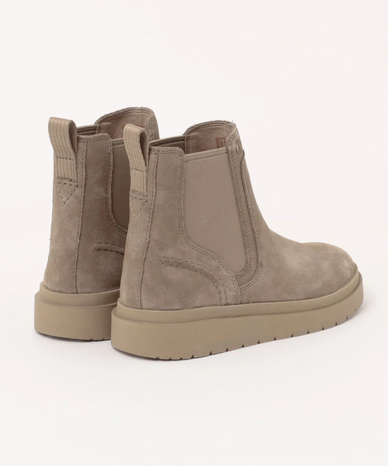 Ботинки челси Clarks POLDEN EASY из премиум замши, на C360 EVA подошве, цвет санд беж — фото 2