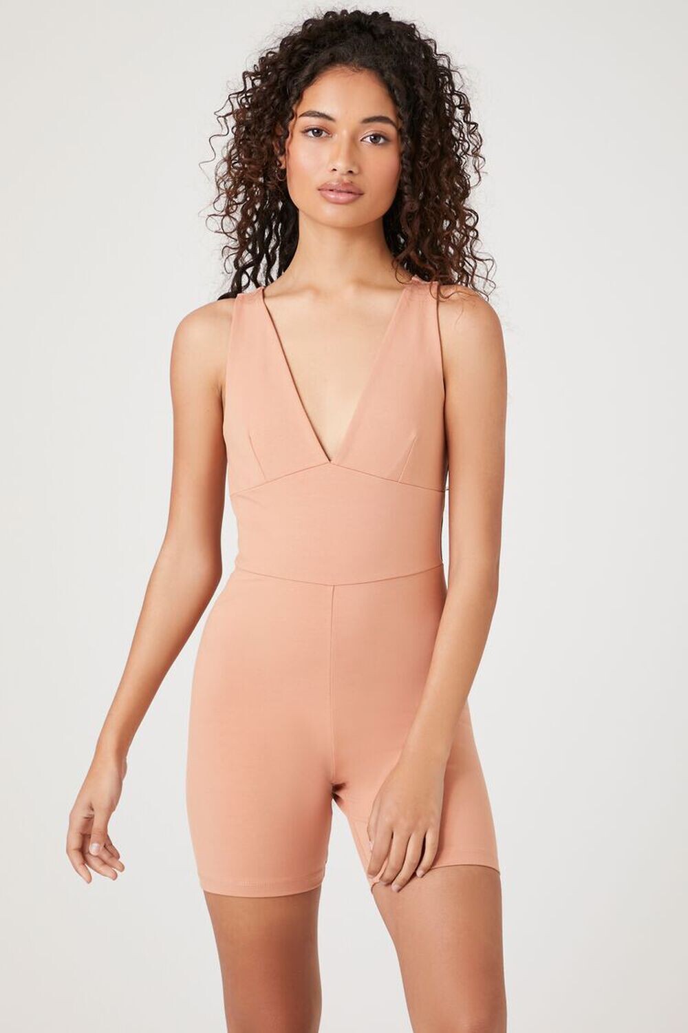 

Глубокий комбинезон без рукавов Forever 21