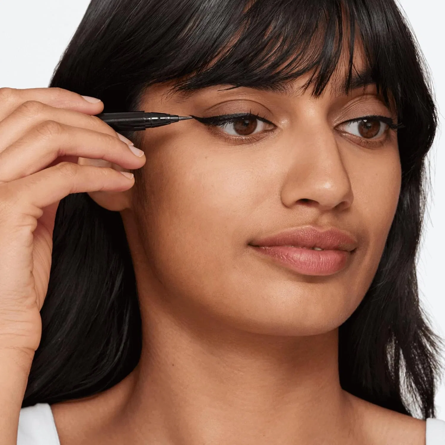 Водостойкая жидкая подводка для глаз «High Impact Easy Liquid Eyeliner» от Clinique Clinique, Brown — фото 4