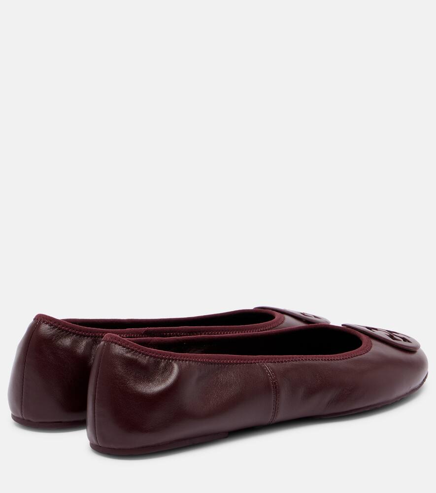 Туфли-балетки Reva Travel из кожи Tory Burch, Dark Carmine — фото 2