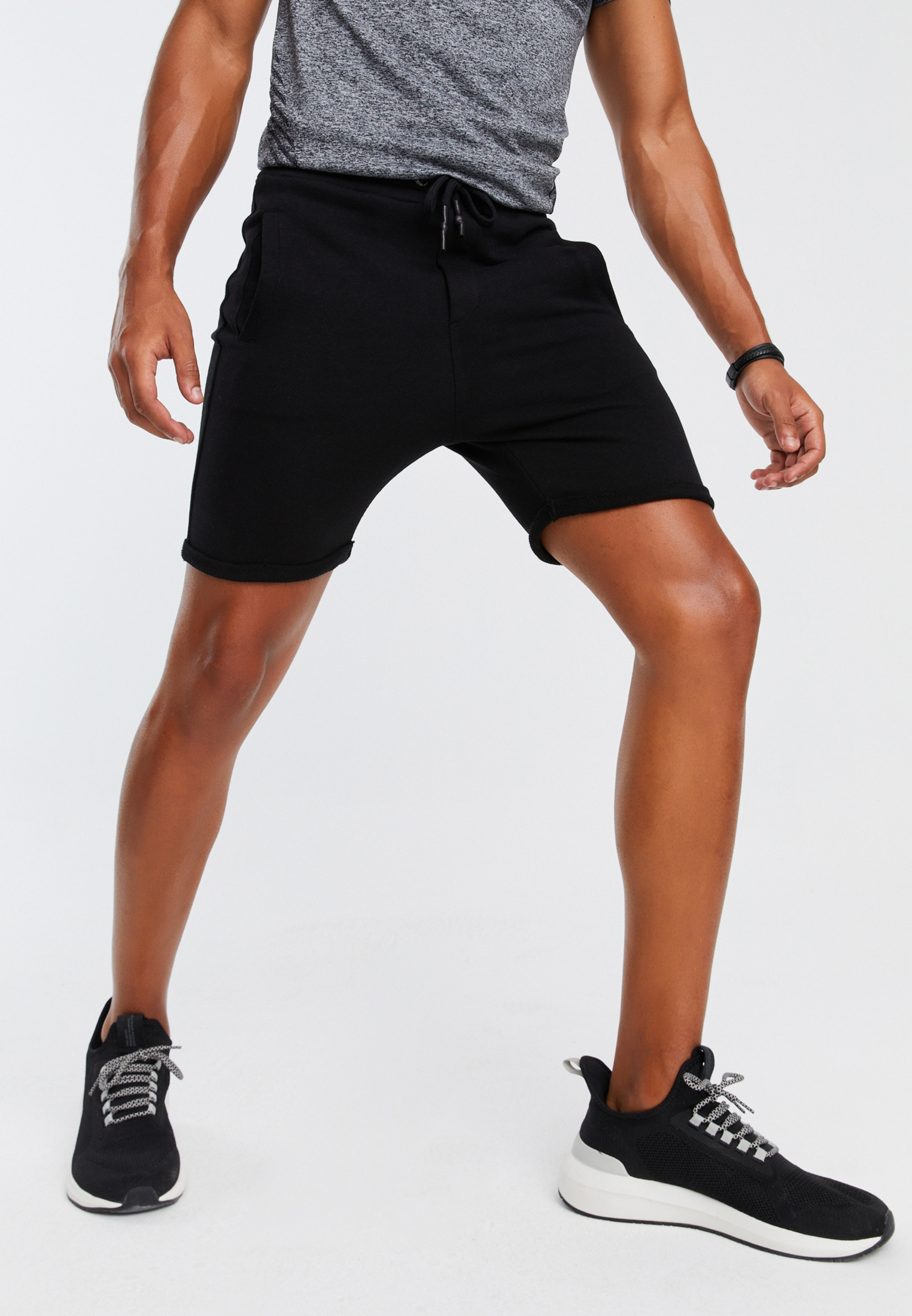 

Брюки Leif Nelson Herren Gym Short Herren Gym Short LN 8316, черный