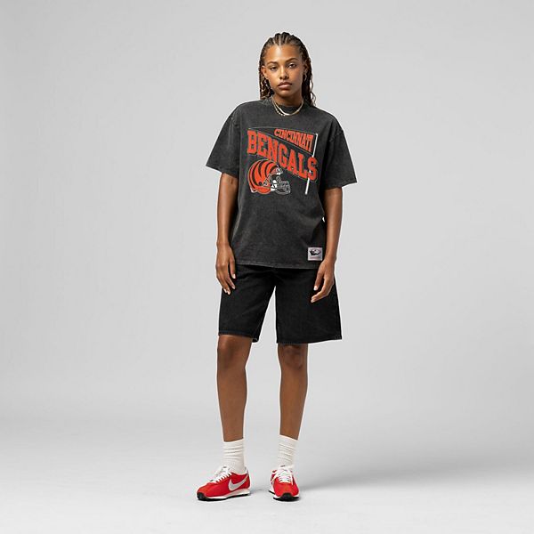 

Женская черная футболка Cincinnati Bengals Team Dynamic boyfriend Mitchell & Ness, Черный, Женская черная футболка Cincinnati Bengals Team Dynamic boyfriend Mitchell & Ness