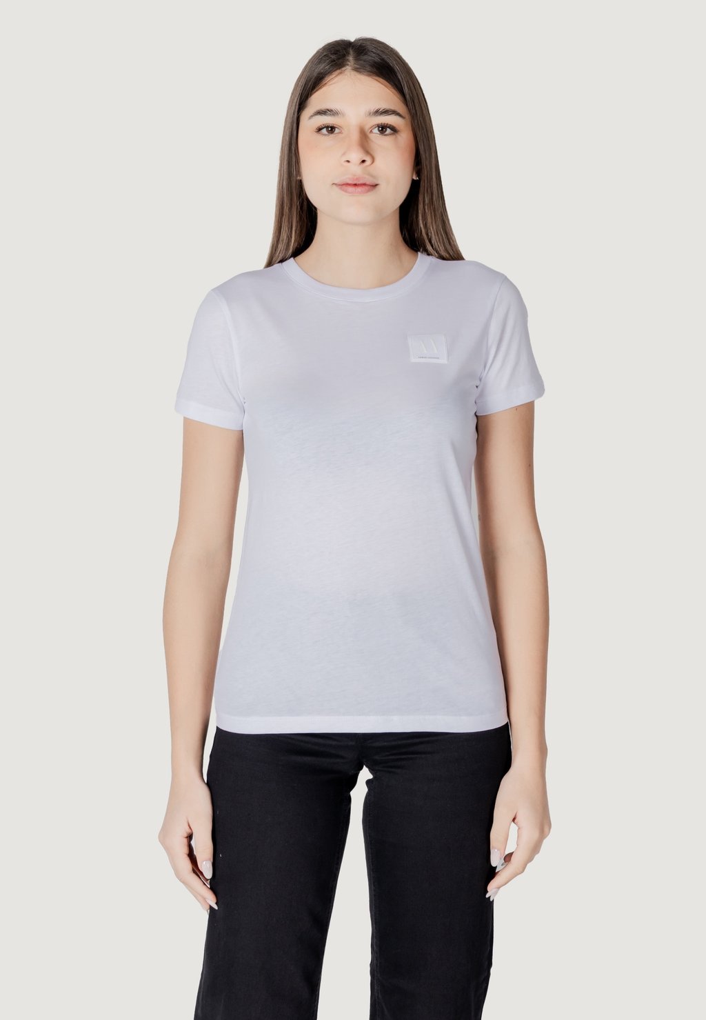 

Базовая футболка Armani Exchange, белый