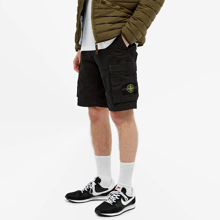Шорты мужские Stone Island на пуговице, черный — фото 3