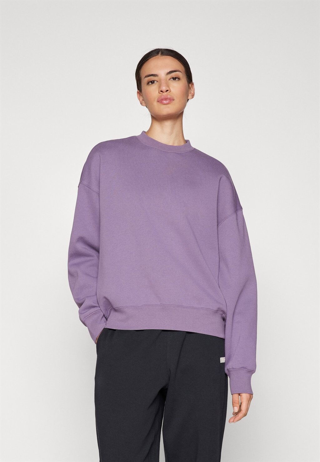 

Толстовка STUDIO OVERSIZED CREW Björn Borg, сиреневый
