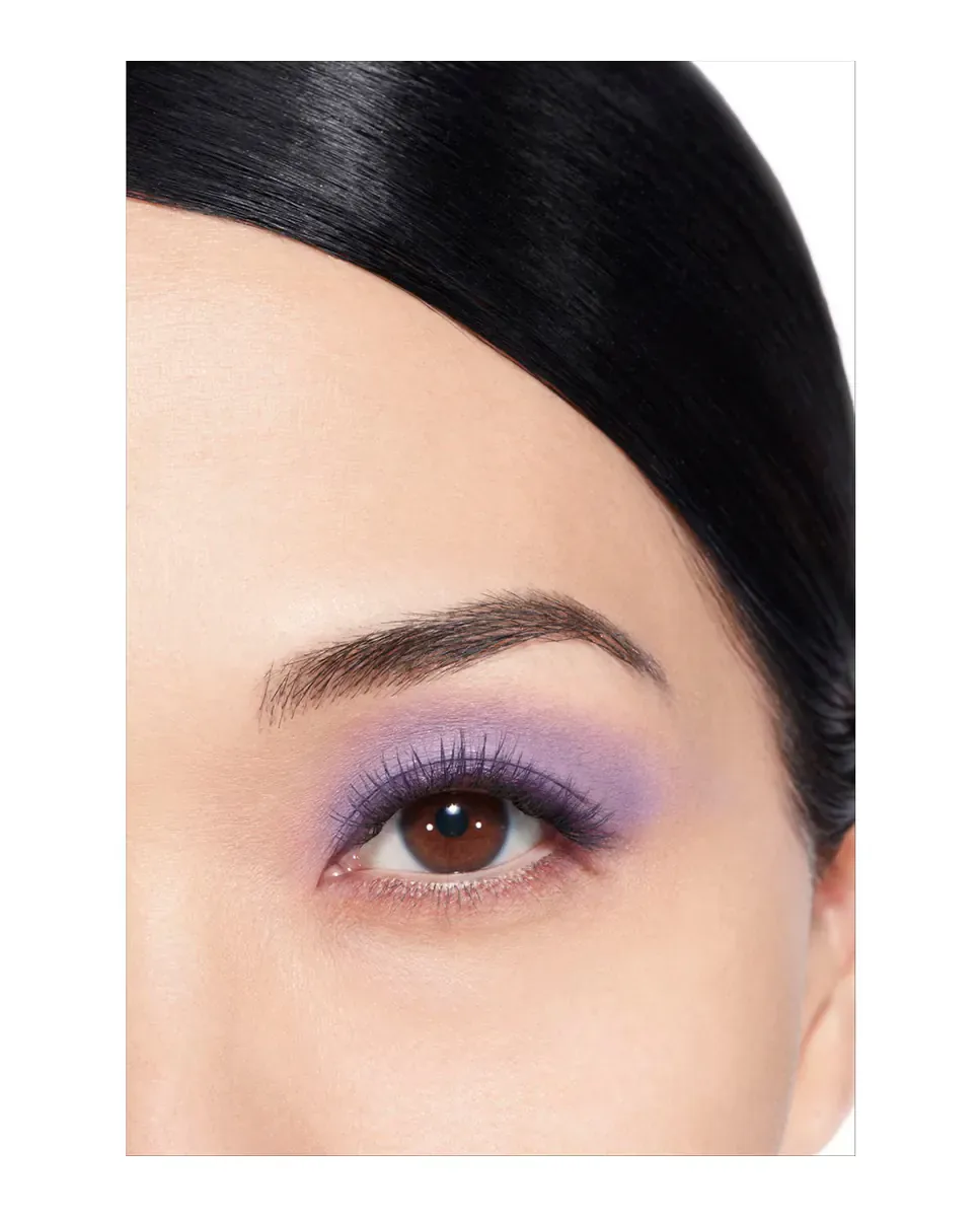 Ombre Essentielle Многофункциональные стойкие тени для век Lilas Poudré 2,2 г Chanel — фото 4