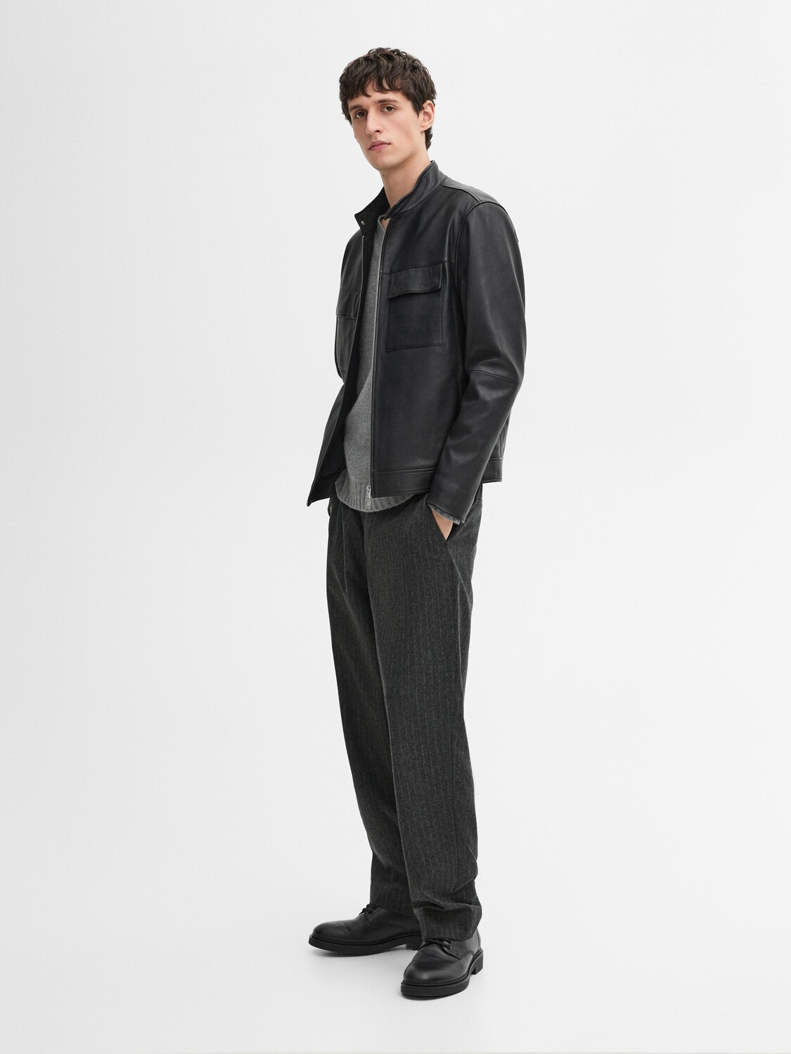 

Куртка из кожи наппа с карманами Massimo Dutti, черный