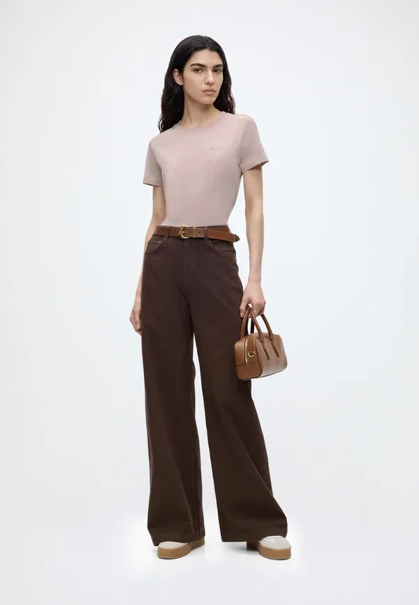 Футболка Esogo basic t-shirt Boss, светло-розовый — фото 2