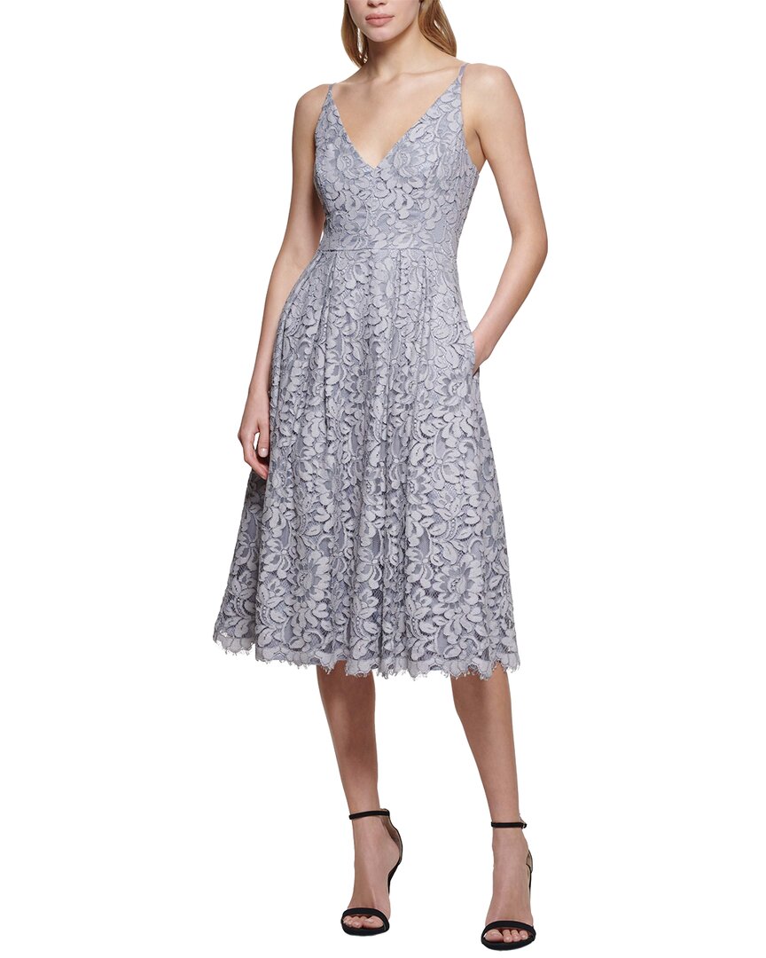 

Платье Eliza J Lace Fit & Flare, серебряный