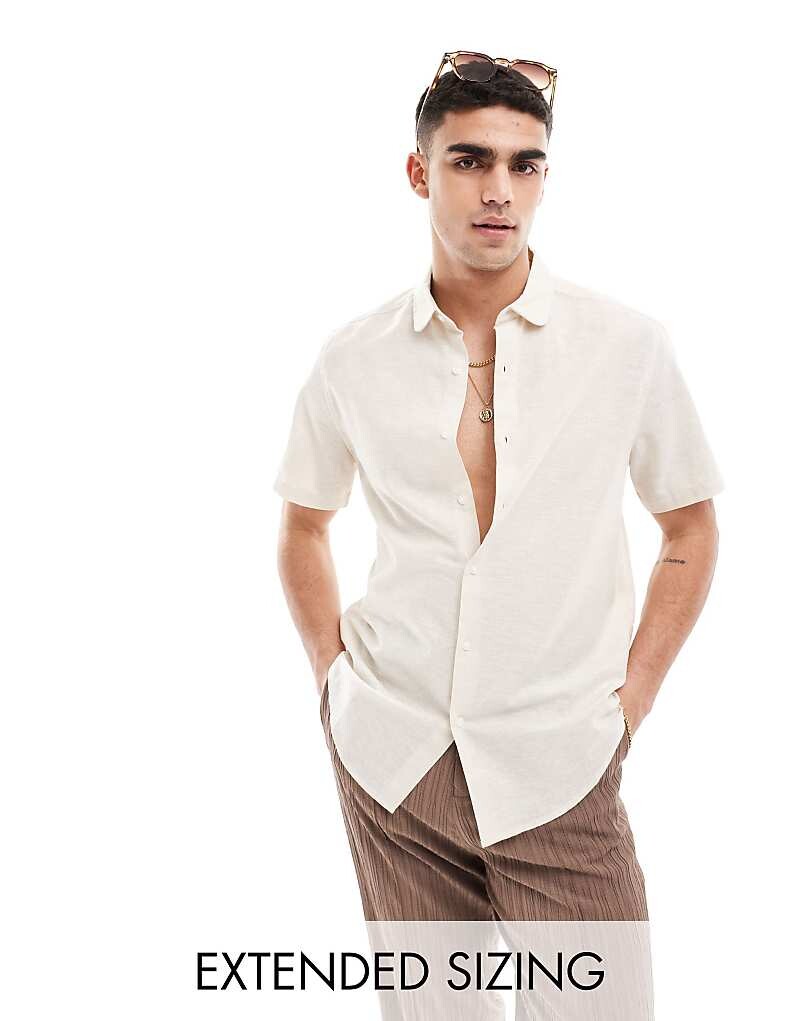 

Льняная классическая рубашка со скошенным воротником ASOS DESIGN >>