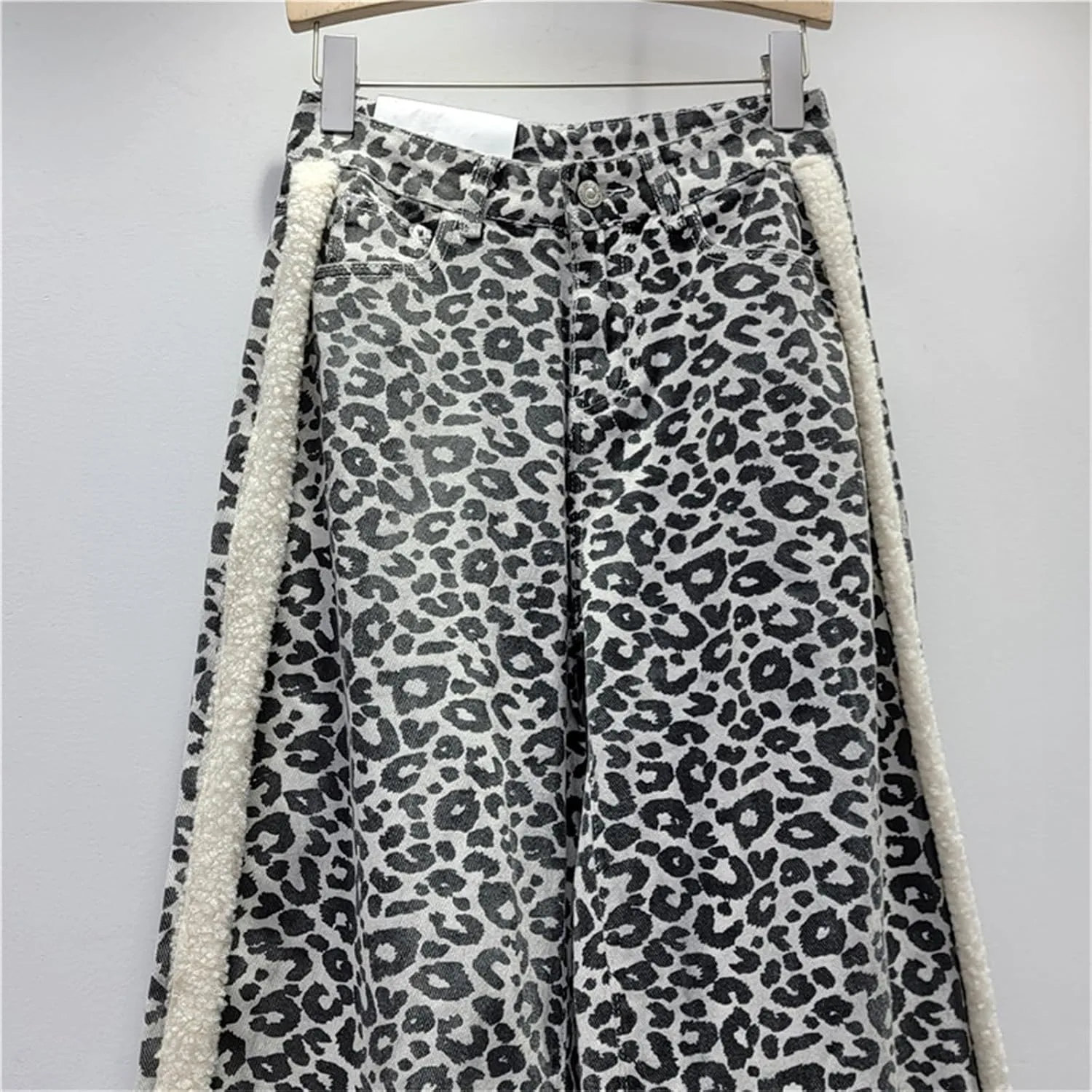 Джинсы Leopard Loose Wide Leg для женщин Y2K в стиле винтаж с леопардовым принтом и карманами — фото 3