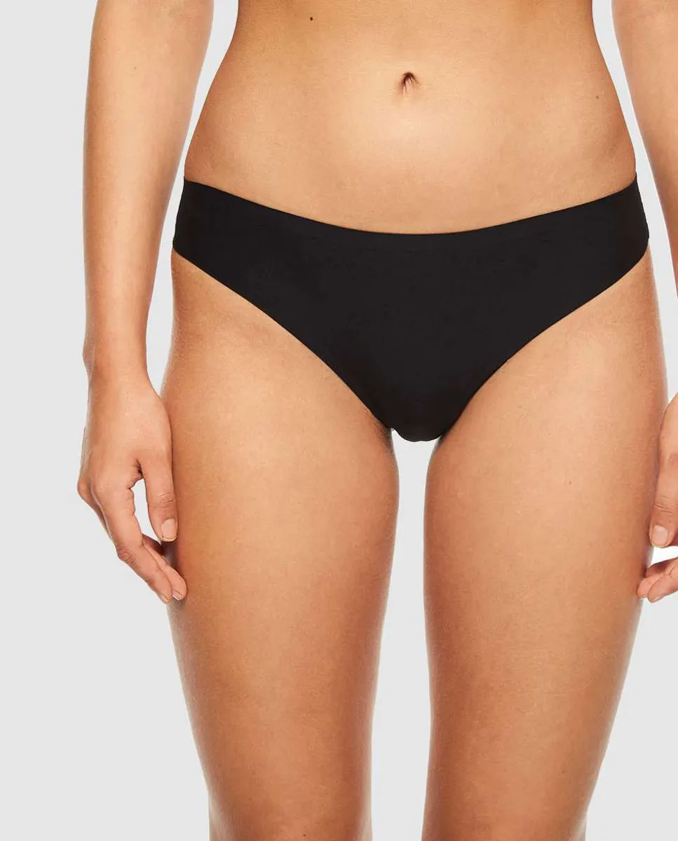 

Бесшовные стринги с эффектом второй кожи SoftStretch Chantelle, чёрный
