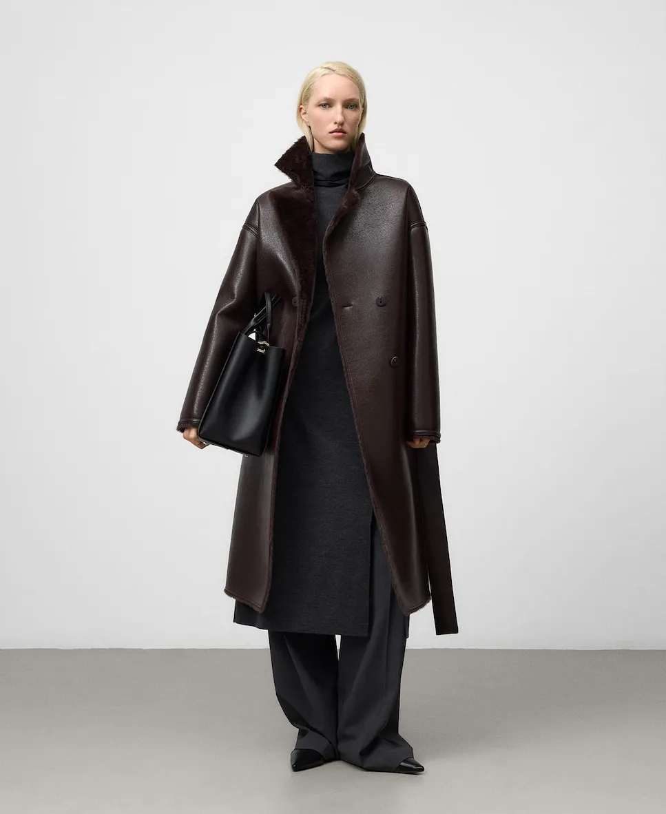 

Женское двустороннее пальто из кожи и экокожи Adolfo Dominguez, шоколадный коричневый