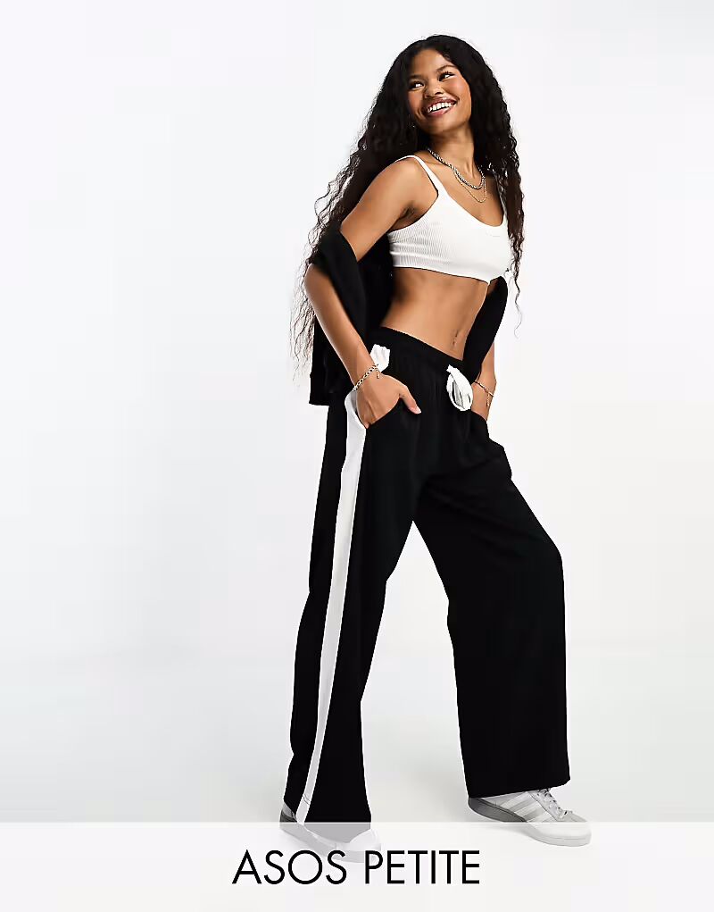 

Брюки Petite с контрастной вставкой черного цвета Asos Petite