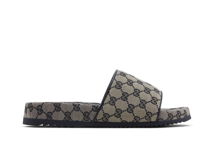 

Кроссовки Gucci GG Slide Sandal, серый
