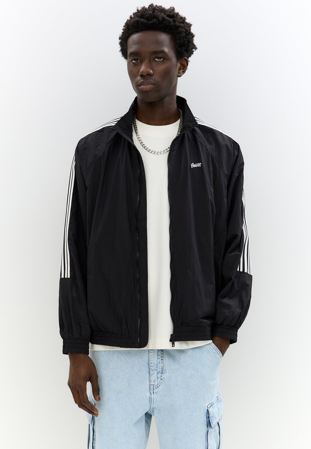 

Куртка демисезонная PULL&BEAR, черный