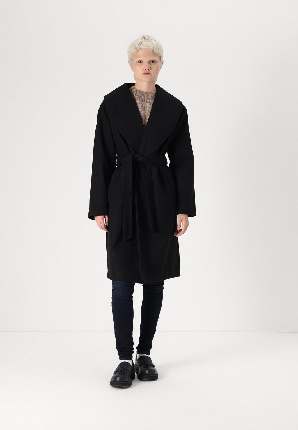 

Классическое пальто VMANNE COAT Vero Moda, черный