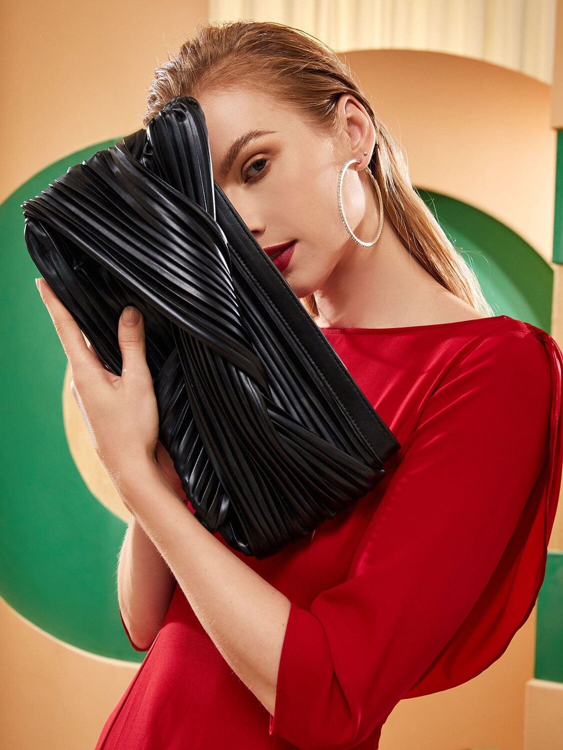 

Клатч Shein BiZwear, черный