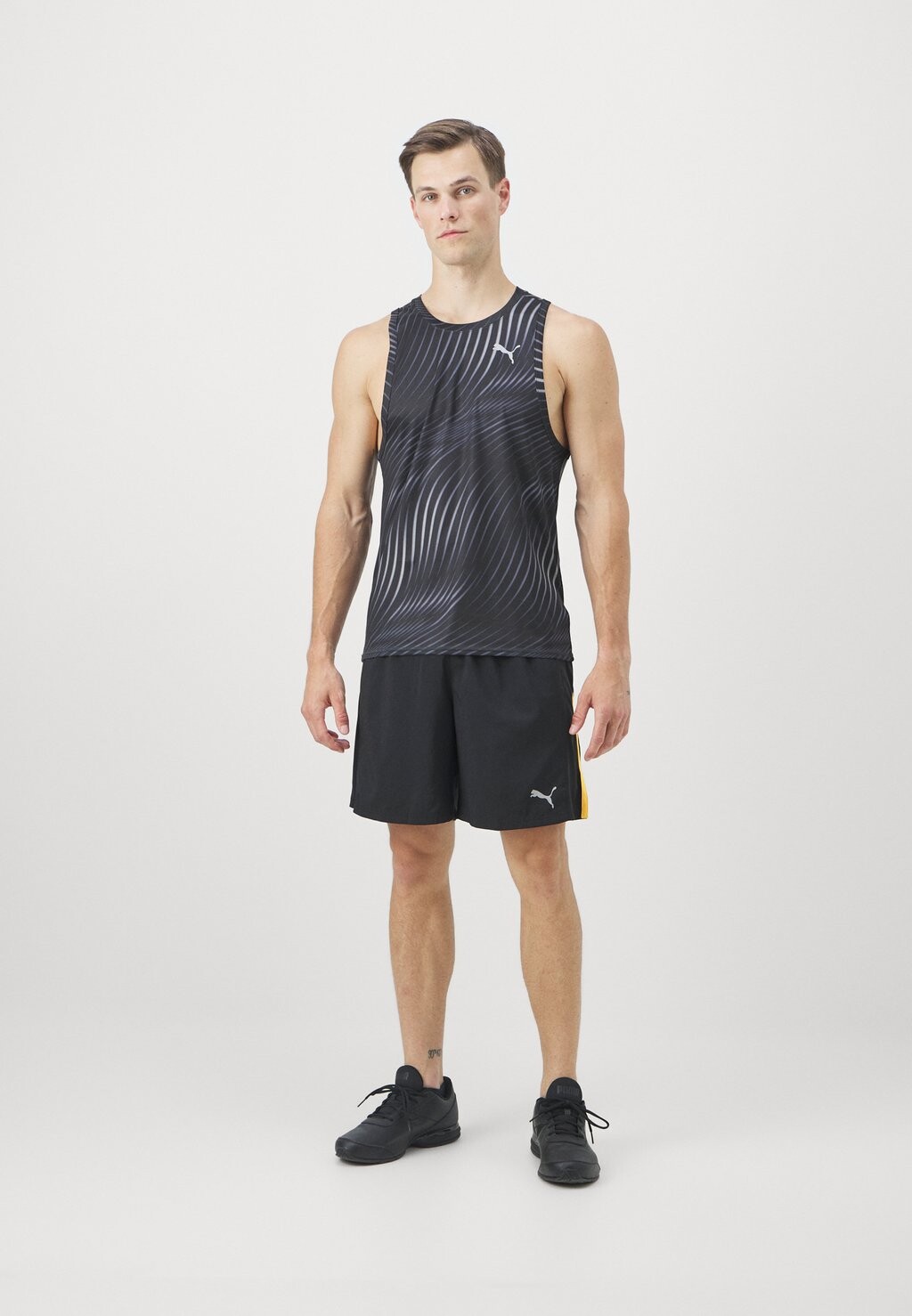 

Топ Run Favorite Singlet Puma, черный