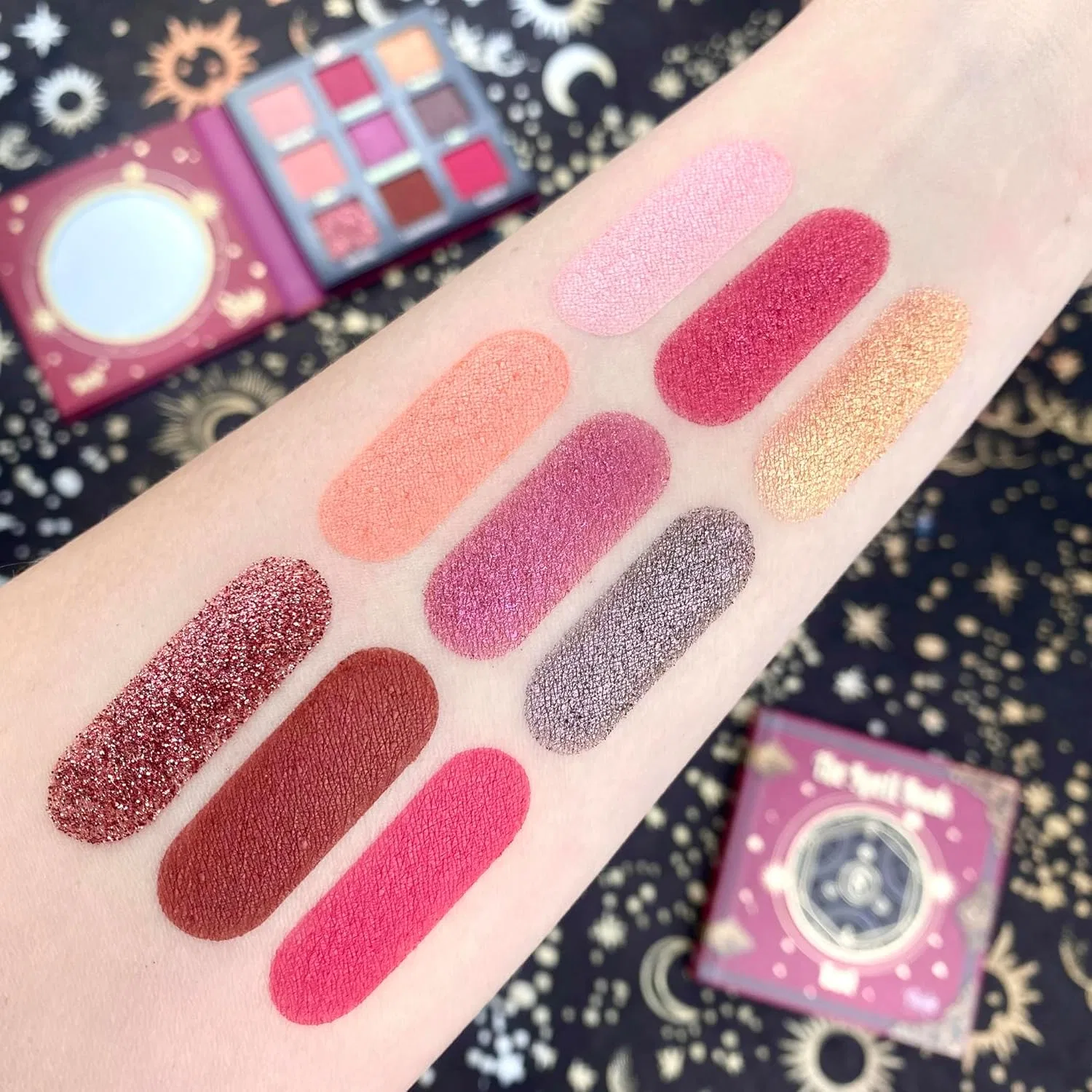 Тени для век The Spell Book Palette Rude 0.25oz Desire — фото 3