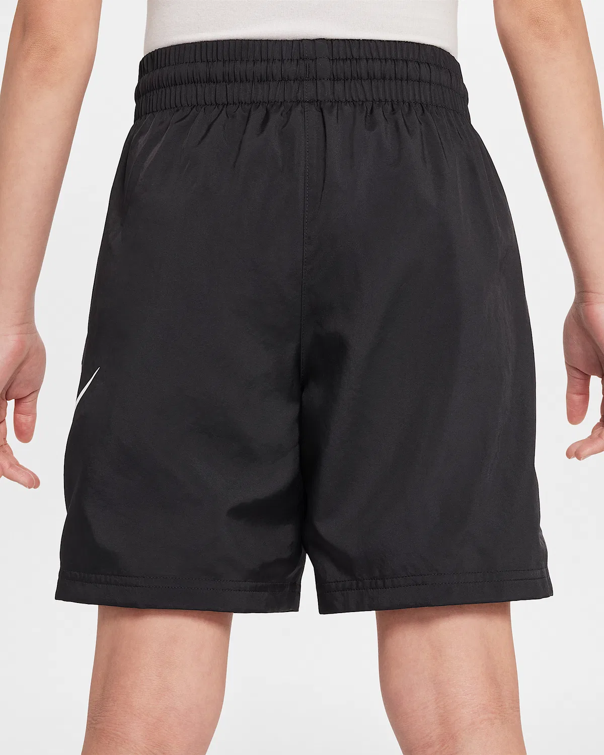 Детские шорты Nike Sportswear Club 6" Woven, Black/White — фото 4