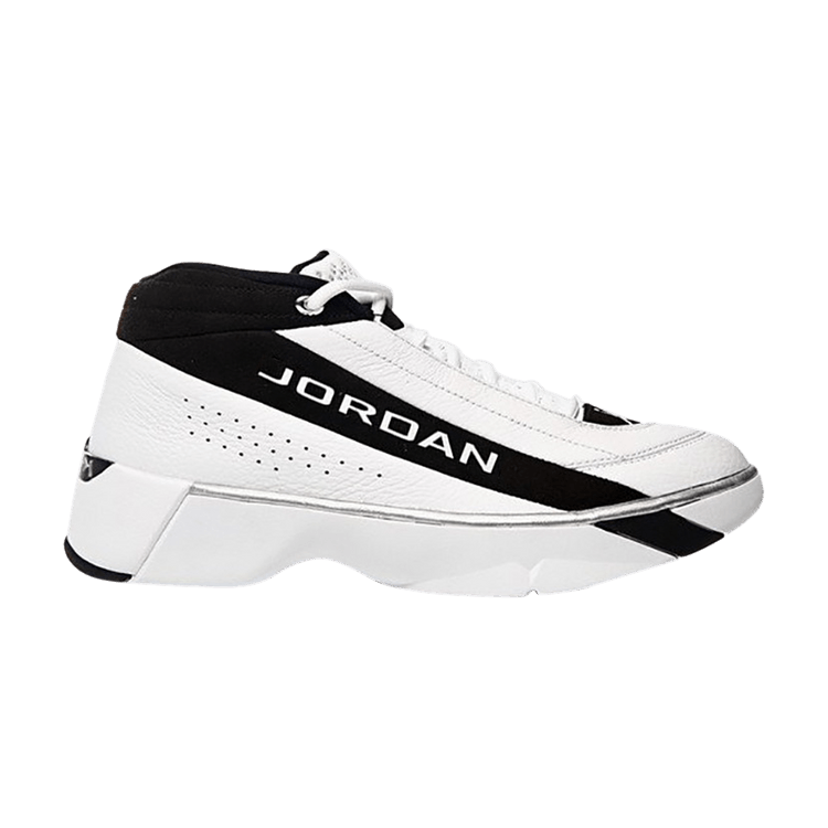 

Кроссовки Jordan Team Showcase 'Metallic Silver', белый