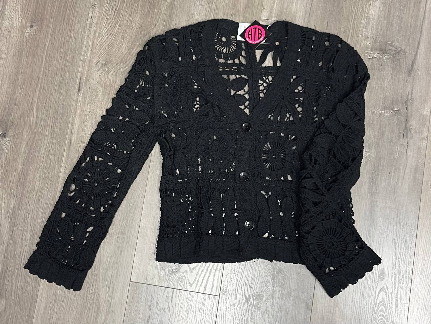 

Женский кардиган Izzy с кружевной вязкой в черном цвете Brand Bazar