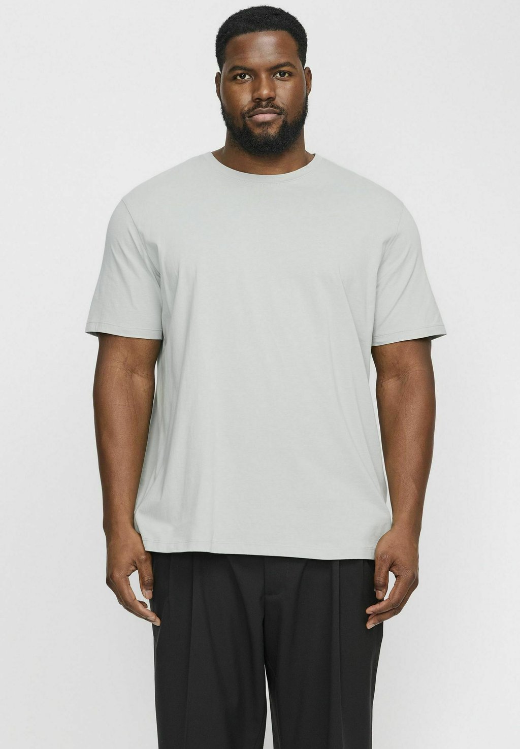

Базовая футболка TAGLIE FORTI Jack & Jones, серый