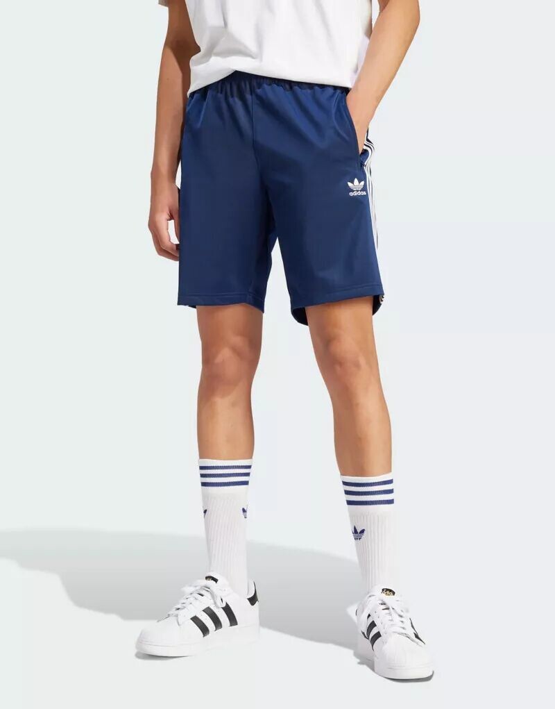 

Синие шорты adidas Adicolor Firebird adidas Originals