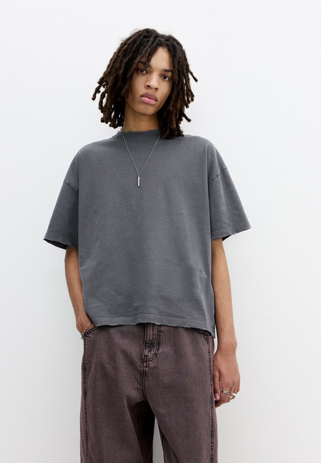 

Базовая футболка PULL&BEAR, серый