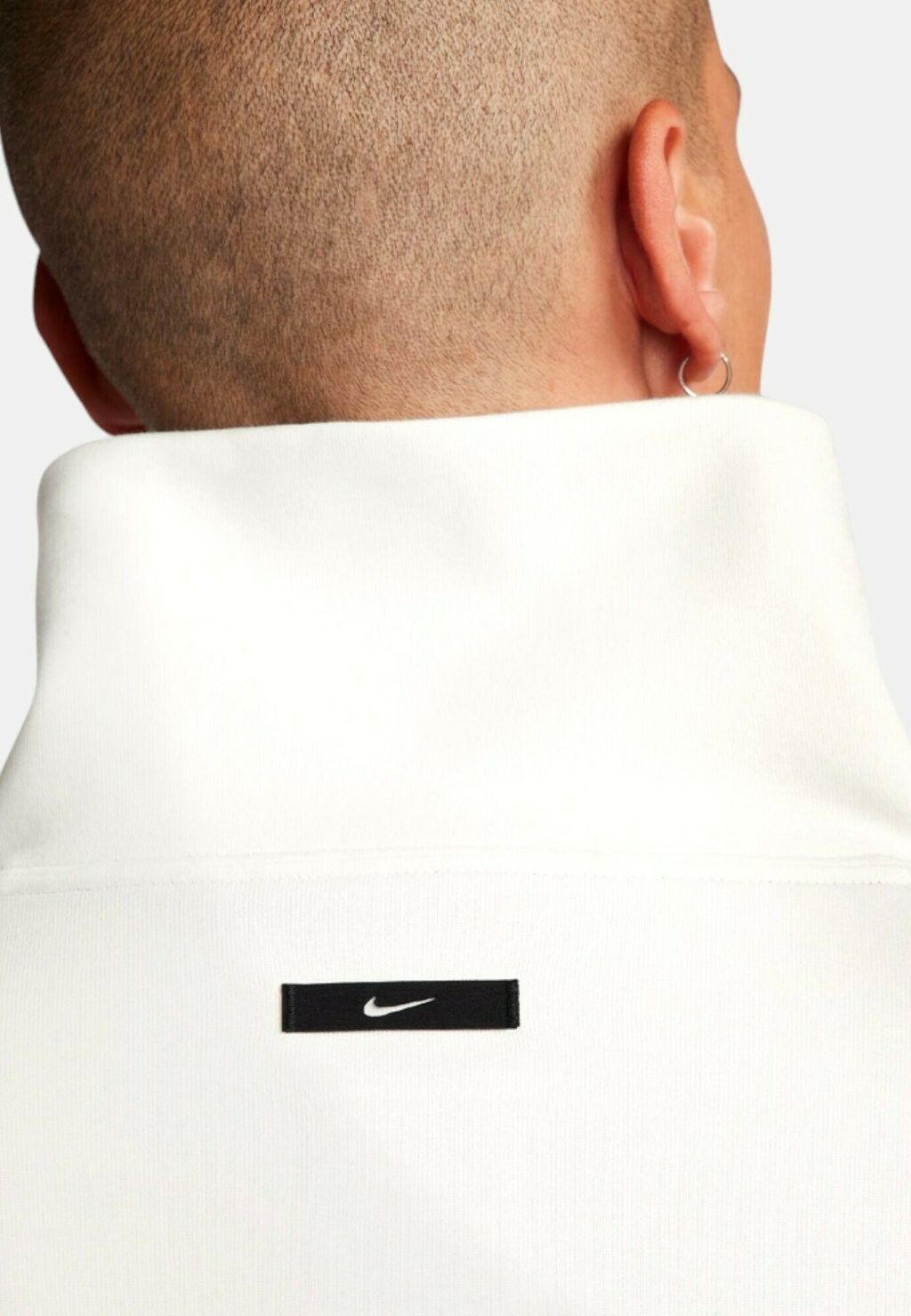 

Толстовка Nike Sportswear, белый