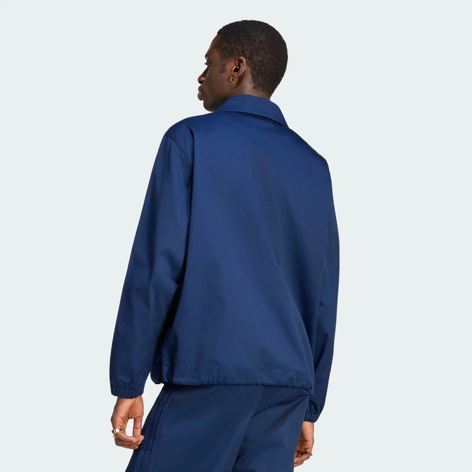 Куртка Adidas Originals Between-Season синего цвета — фото 3