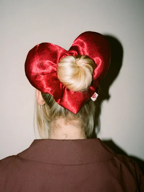 Храброе сердце Scrunch_Red