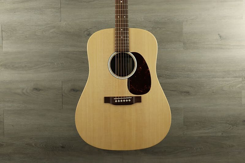 

Акустическая гитара Martin D-X2E-01 Natural