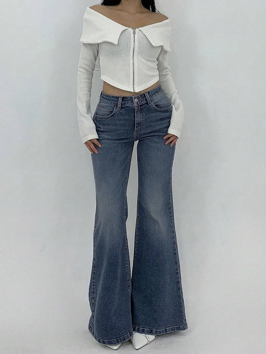 Джинсы расклешенные Womens Retro Flared Jeans, Medium Wash — фото 4