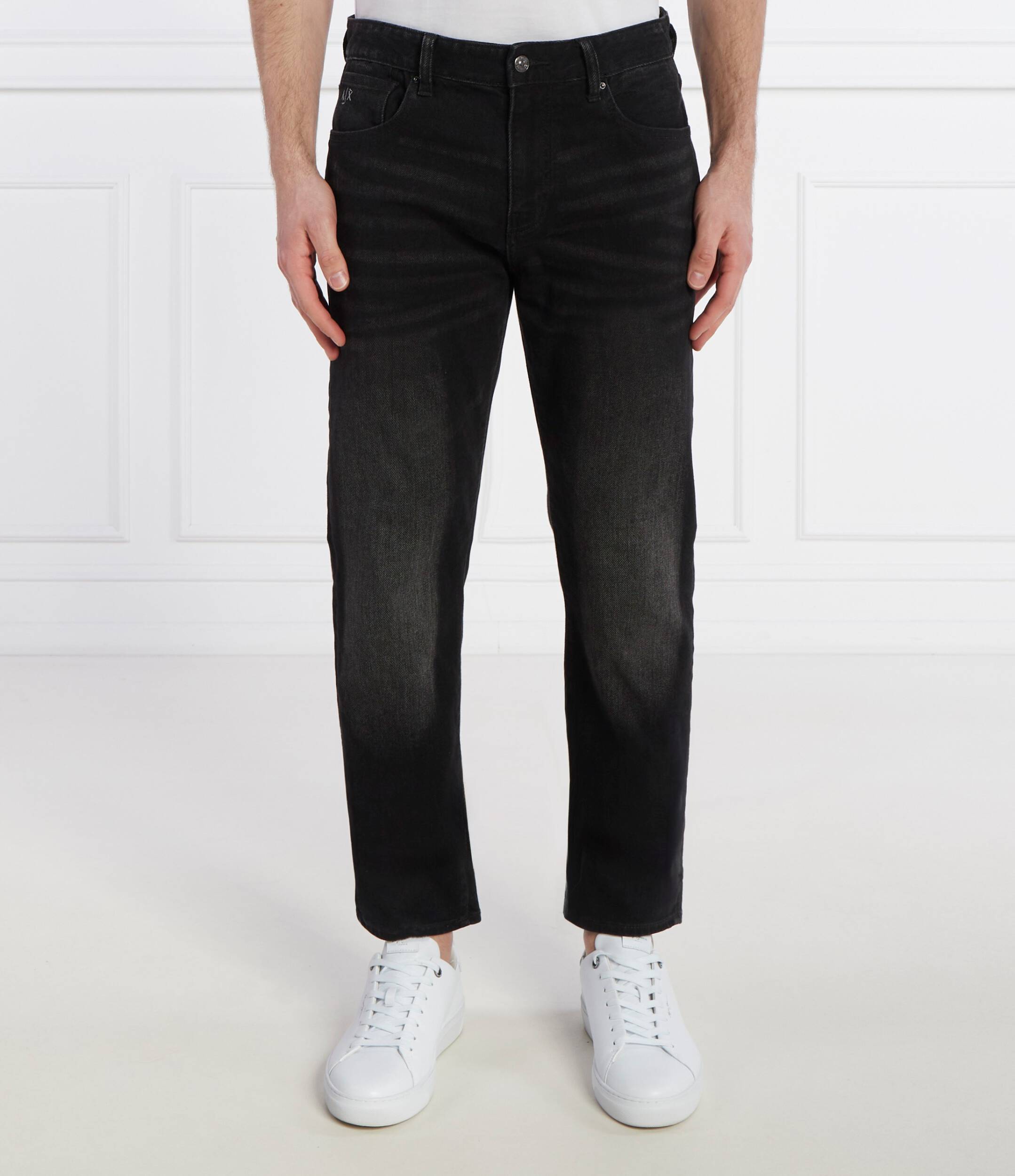 

Джинсы Armani Exchange j13 Slim Fit, черный