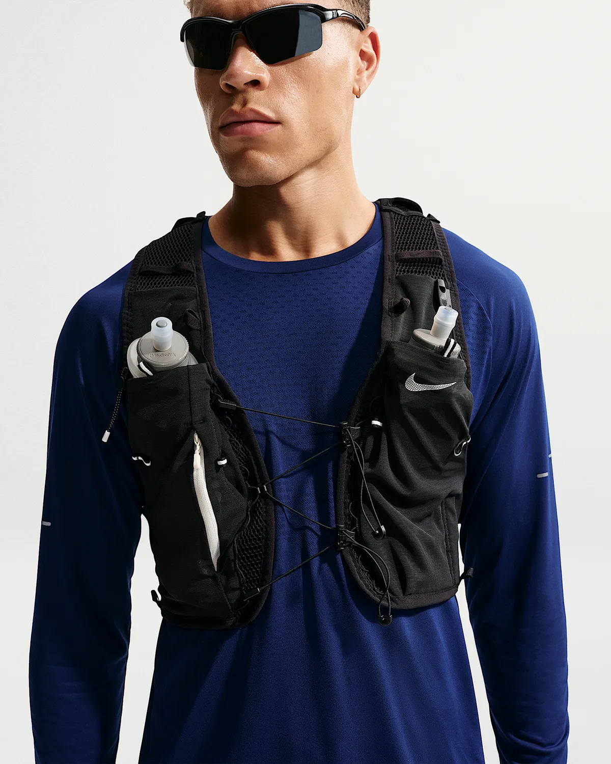 Трейловый жилет для бега (5L) Nike, Black/Sail/Sail