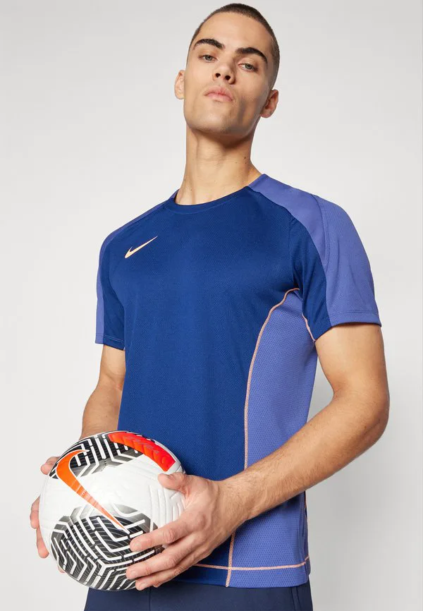 Спортивная футболка Nike Performance, Blue Void/Dark Purple Dust/Orange Pulse — фото 4