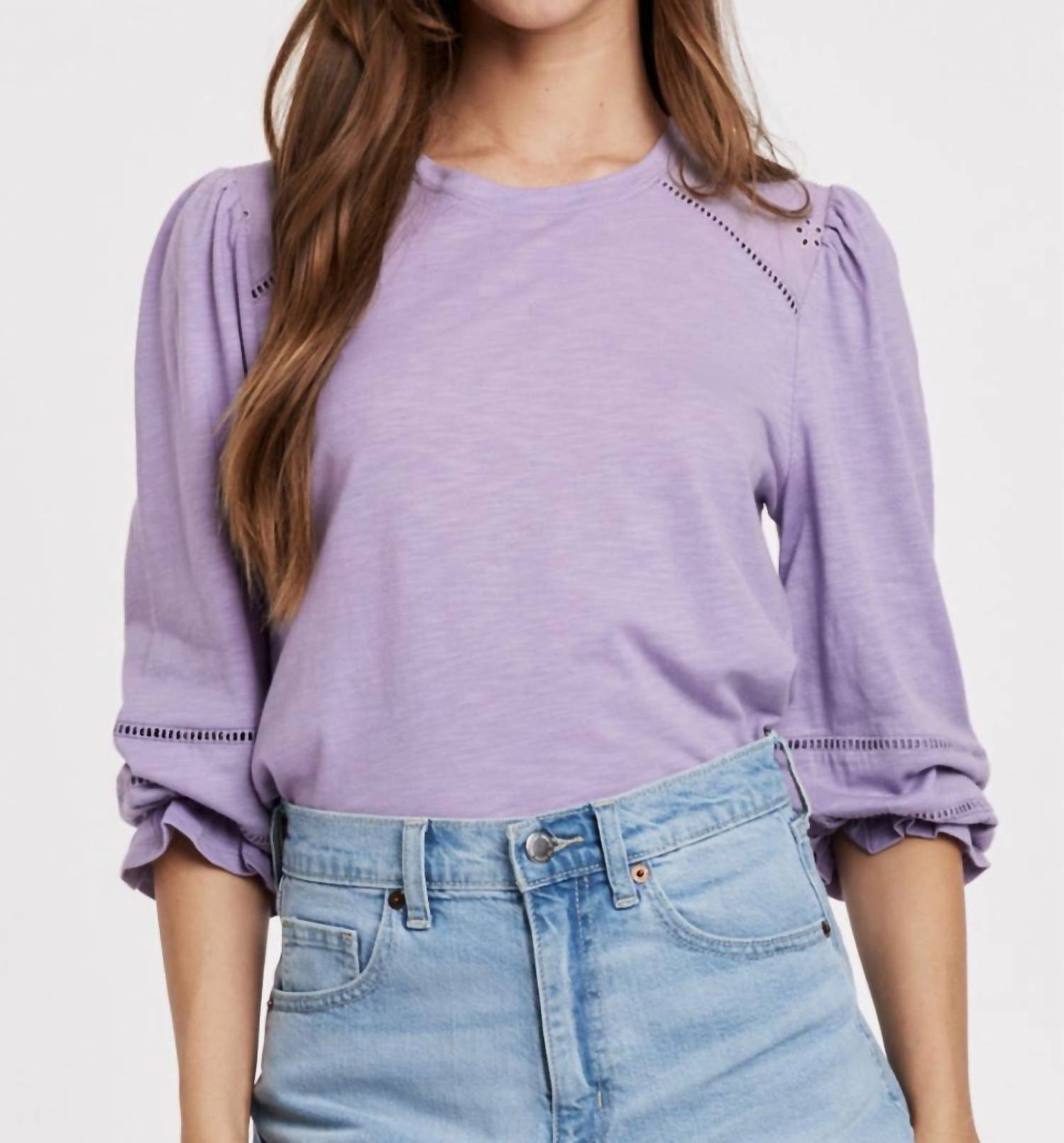 

Топ Destiny в оттенке Dewy Iris Another Love, Dewy Iris