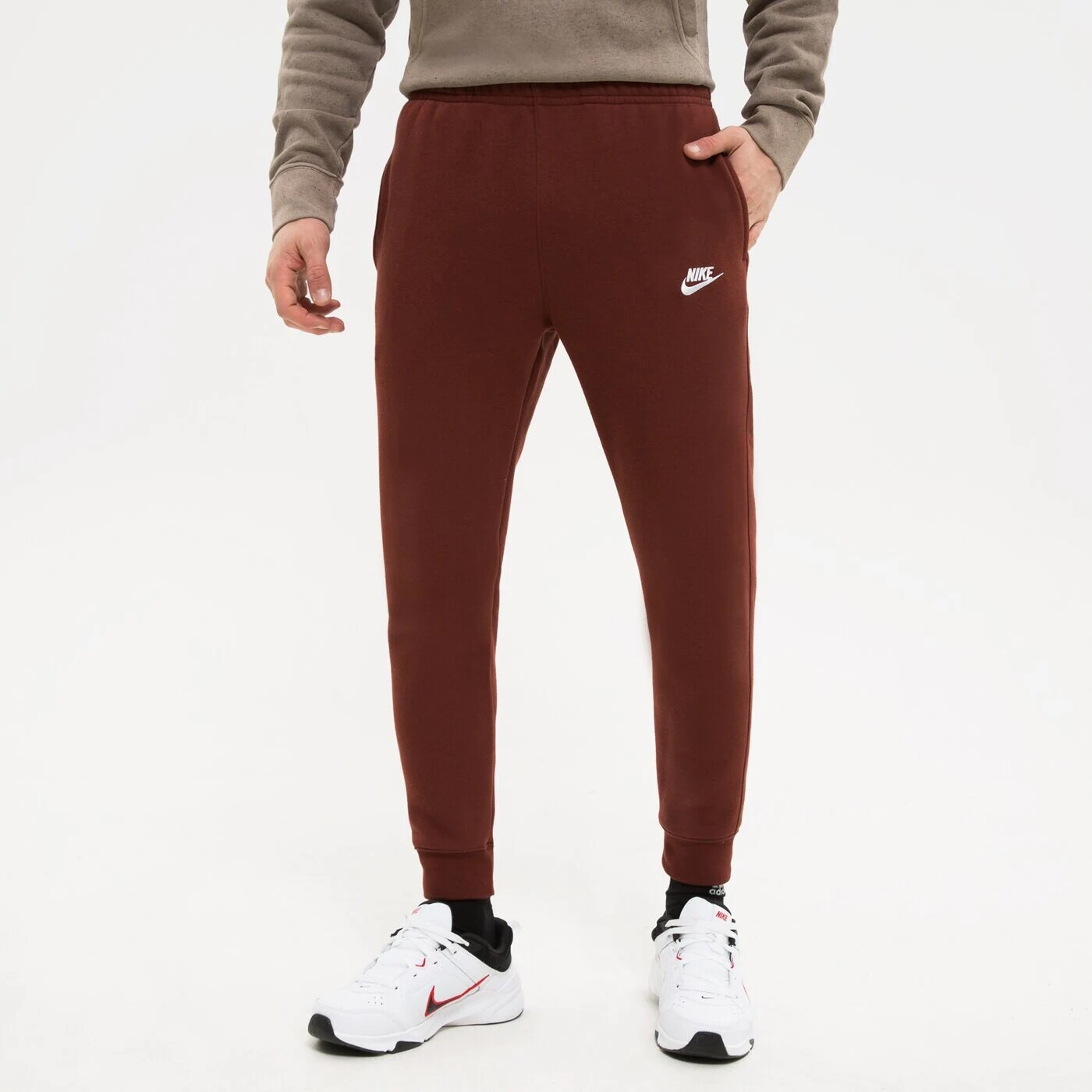 

Брюки флисовые Nike SportWear Club, коричневый