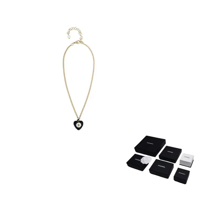 

Женское металлическое колье со стразами CHANEL
