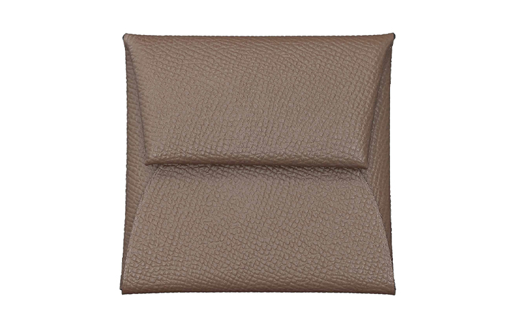 

Кошелёк для монет Bastia из кожи телёнка Epsom 18 Etoupe слоновая серая HERMES