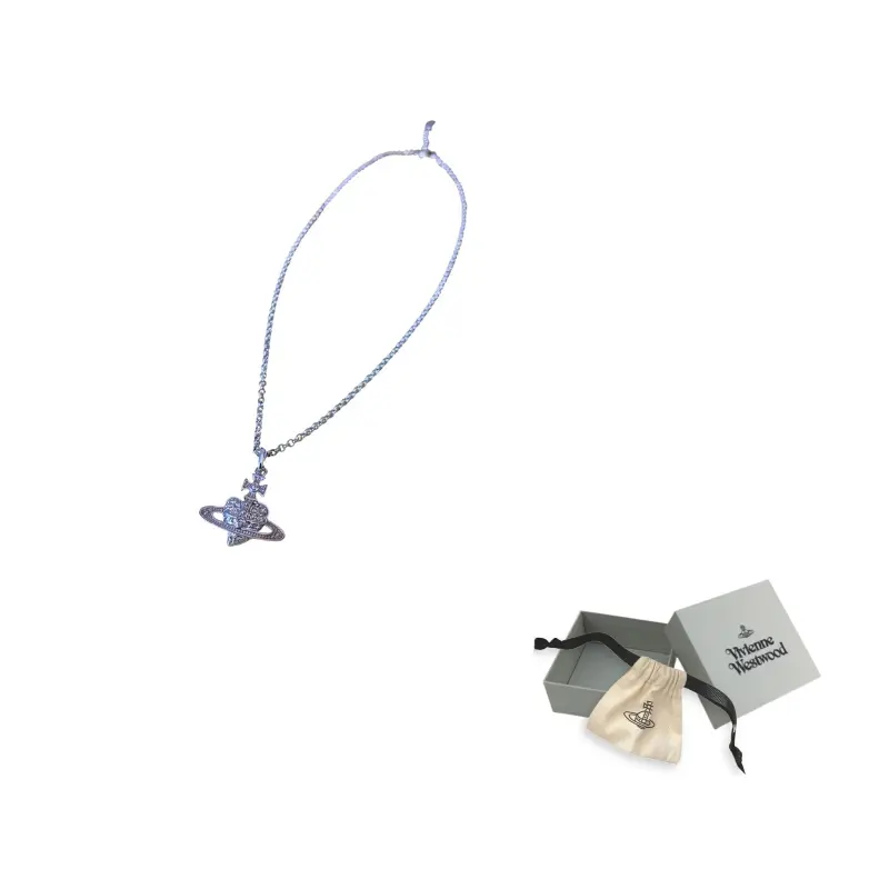 

Vivienne Westwood Серебряное колье для женщин