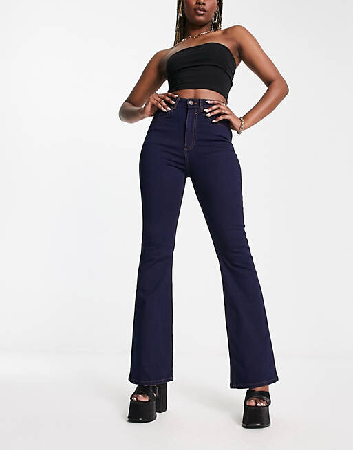 

Темно-синий расклешенный комбинезон ASOS DESIGN Power.