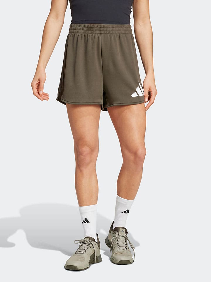 

Тканевые шорты Adidas, хаки