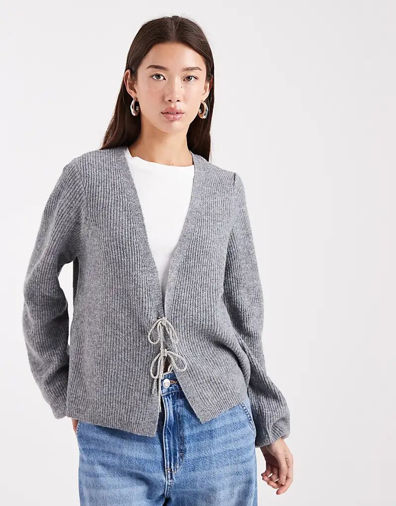 

Кардиган Pieces с декорированными галстуками-бабочками в средне-сером меланжевом цвете